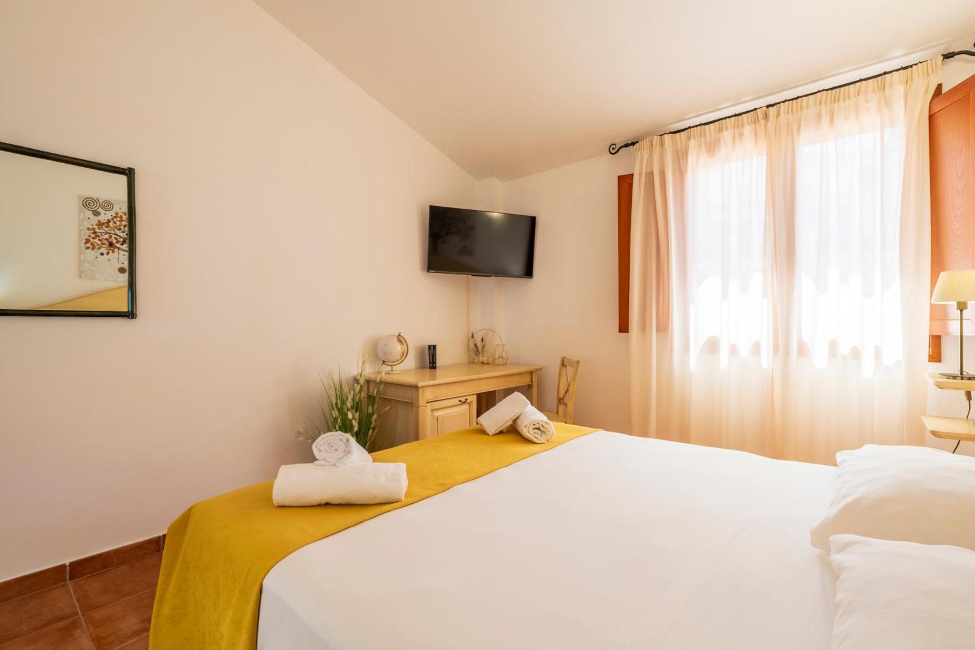 Hotel Marie Claire Ланузеи Экстерьер фото